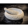 Morterito de piedra blanca con tallado